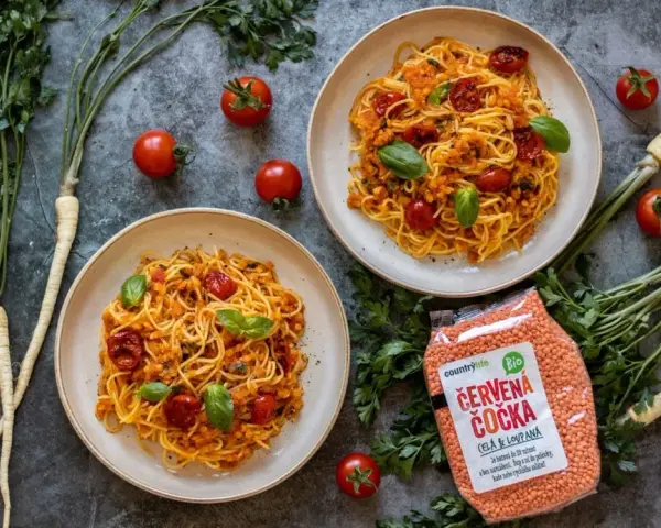 Wegańskie spaghetti bolognese - pyszna alternatywa bez mięsa