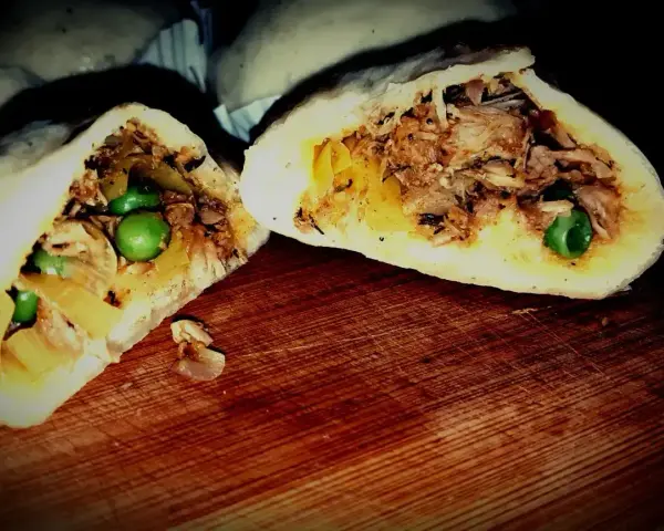 Pyszne baozi z mięsem i groszkiem, idealne na obiad. Oto prosty baozi przepis!