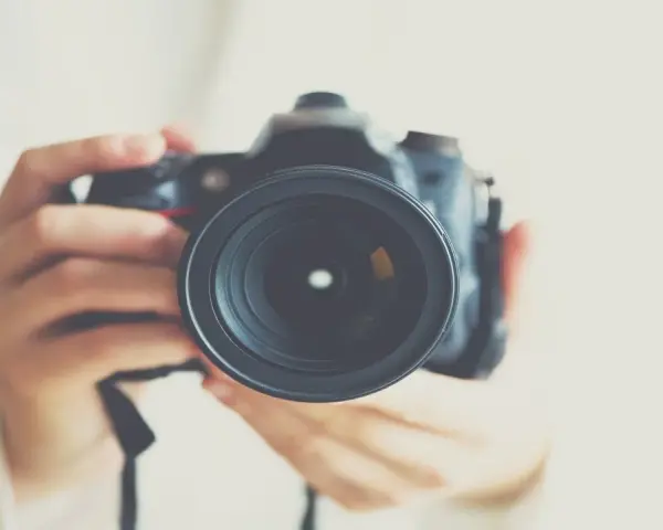 Jak zostać fotografem mody - kluczowe kroki do sukcesu w branży