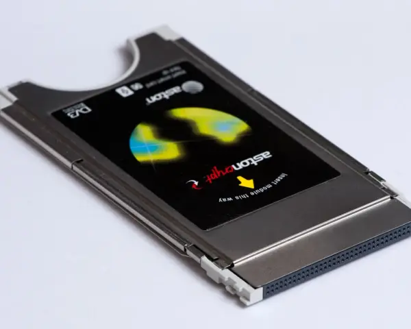 A CI module with the Astoncrypt logo and instructions on a white background.