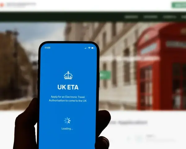 Telefon z aplikacją UK ETA, przygotowującą do podróży do Wielkiej Brytanii.