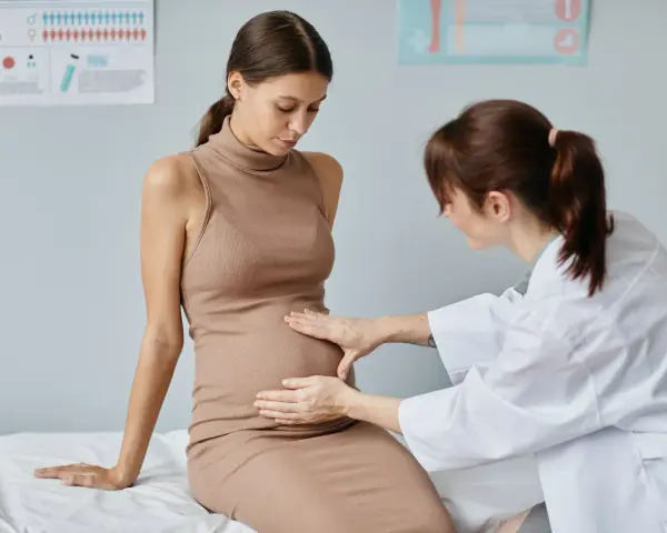 Fizjoterapia: Czy pływanie to wymóg na studia i w zawodzie?
