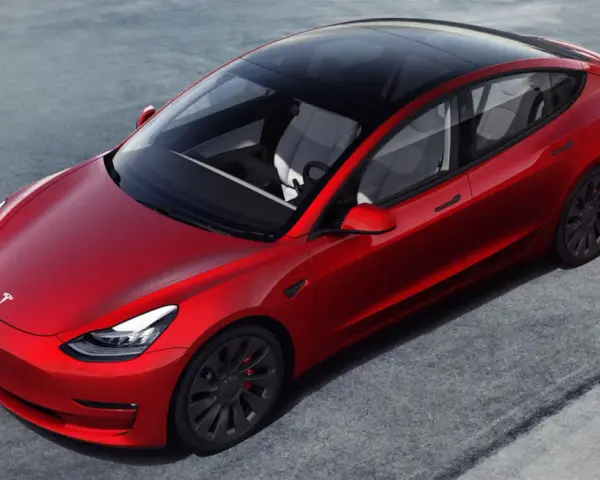 Ile kosztuje samochód elektryczny Tesla? Odkryj ceny i opcje dostępne