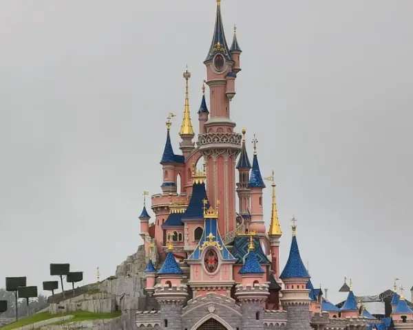 Atracciones Disneyland Paris: Las mejores experiencias que no te puedes perder