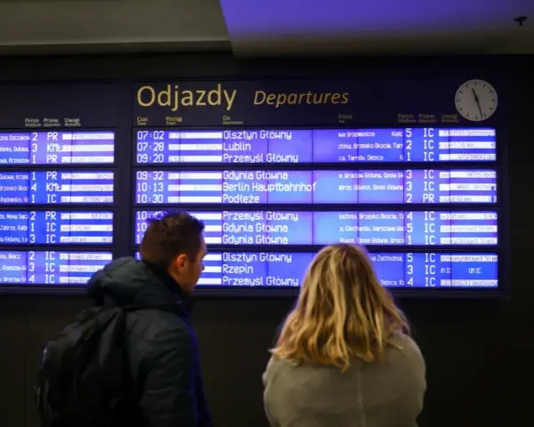 Jak wymienić bilet PKP bez zbędnych opłat i stresu?