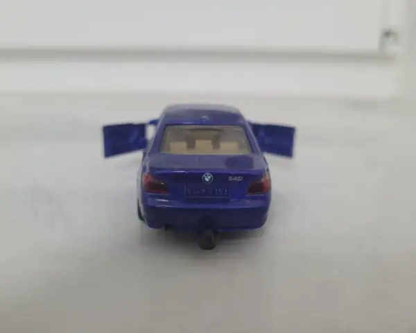 Najlepsze modele zabawkowe BMW E60: Ceny, skale i gdzie kupić