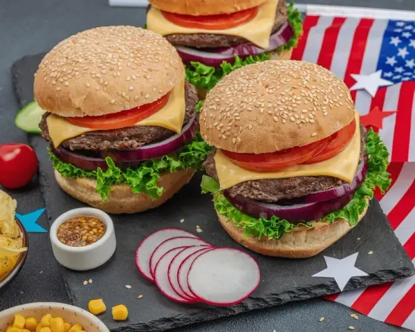 Idealny domowy burger: Sekrety soczystości i smaku (krok po kroku)