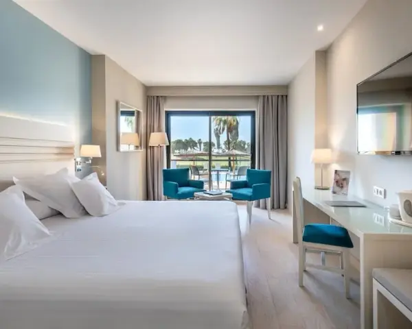 Barceló Costa Ballena: ¿Tu oasis de golf, spa y playa en Cádiz?