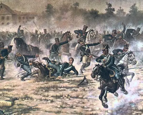 Un resumen de la guerra de la independencia española: batalla caótica con soldados a caballo y a pie, humo y acción intensa.