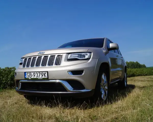 Ile oleju potrzebuje Jeep Grand Cherokee 3.0 CRD? Sprawdź teraz!