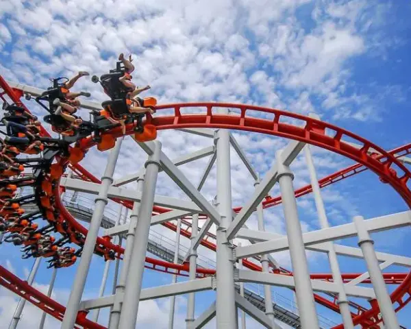 Mirabilandia: Guida completa alle attrazioni per una visita perfetta