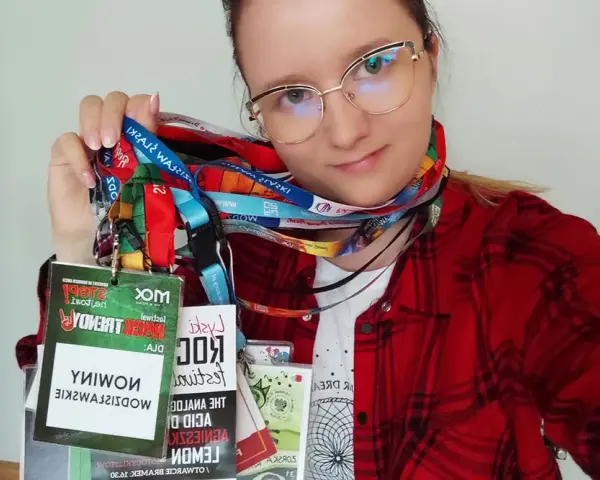 Jak zdobyć akredytację fotografa: uniknij najczęstszych błędów