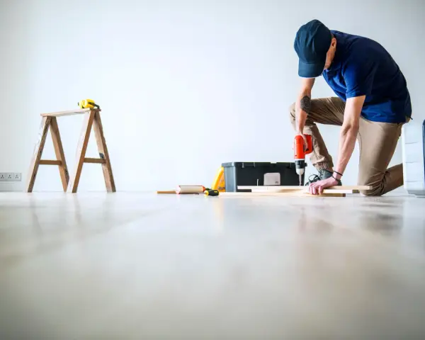 Głośny remont w bloku do której godziny? Sprawdź przepisy i zasady