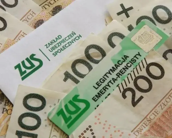 ZUS legitymacja emeryta-rencisty i banknoty 100 i 200 zł. Czerwcowe emerytury już wkrótce.