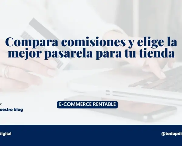 Mano con tarjeta de crédito y portátil. Compara comisiones y elige la mejor pasarela de pago para tu tienda online.