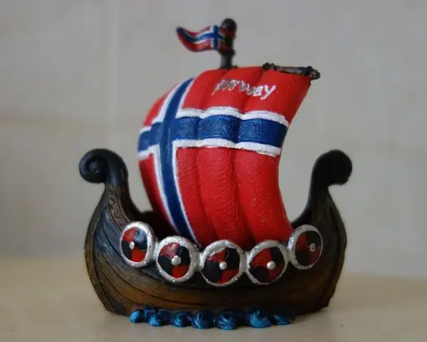 Co warto kupić w Norwegii? Unikalne pamiątki i smaki, które zachwycą