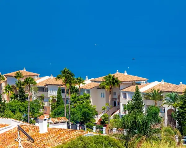 Ile można zarobić na wynajmie apartamentu w Hiszpanii? Sprawdź zyski!