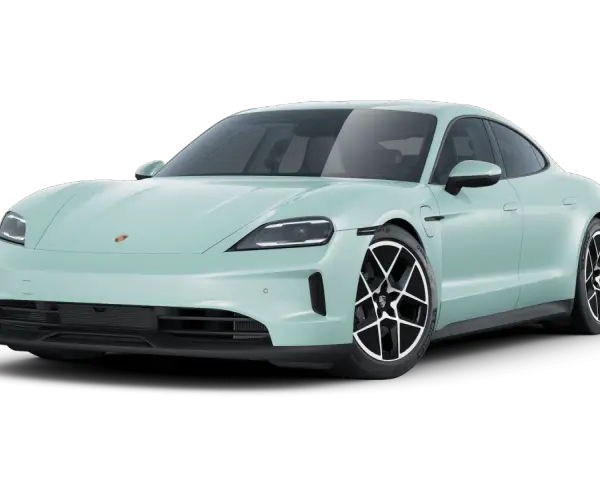 Miętowe porsche elektryczne z czarnymi felgami, gotowe do ekologicznej jazdy.