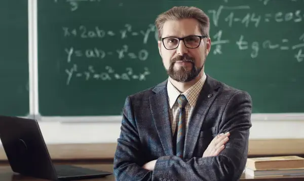Wicedyrektor: czy zarządzanie oświatą jest konieczne?