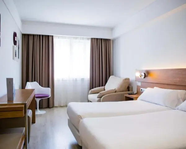 Hotel Gelmirez: comodidad y ubicación ideal en Santiago de Compostela