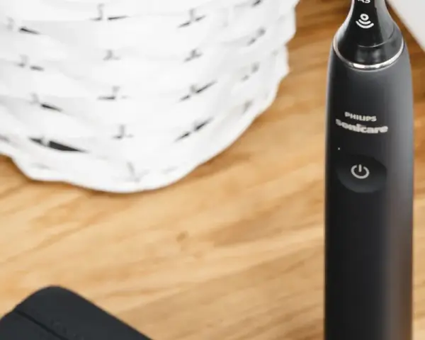 Philips Sonicare: Jak wybrać idealną szczoteczkę? Poradnik eksperta