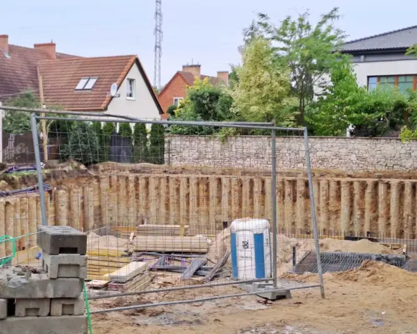 Ile stali na fundamenty? Kluczowe informacje, aby uniknąć błędów
