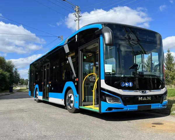 Nowy autobus MAN w Zamościu. Sprawdź zamość mzk rozkład jazdy, by poznać trasy i godziny odjazdów.
