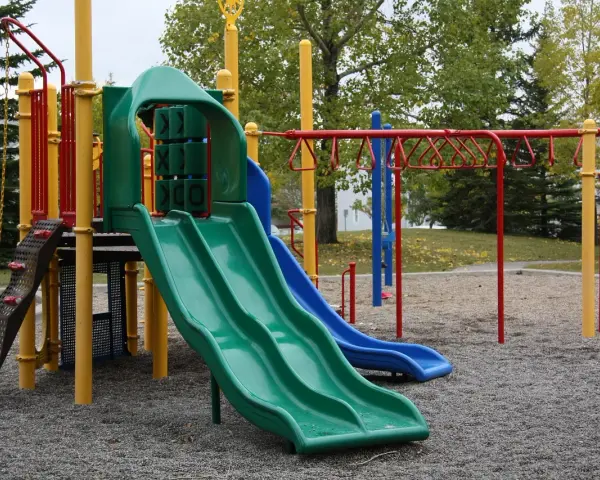 Jak napisać podanie o plac zabaw - kluczowe informacje i wzory