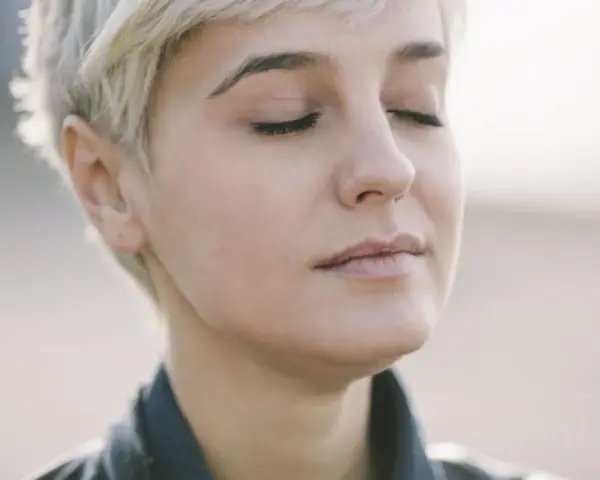 Jak odzyskać równowagę psychiczną i pokonać stres oraz lęk