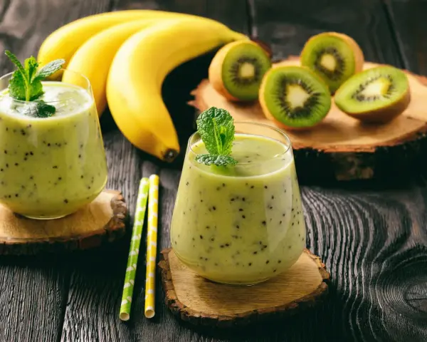 Koktajl borówkowo-bananowy: przepis, warianty i sekrety idealnej konsystencji