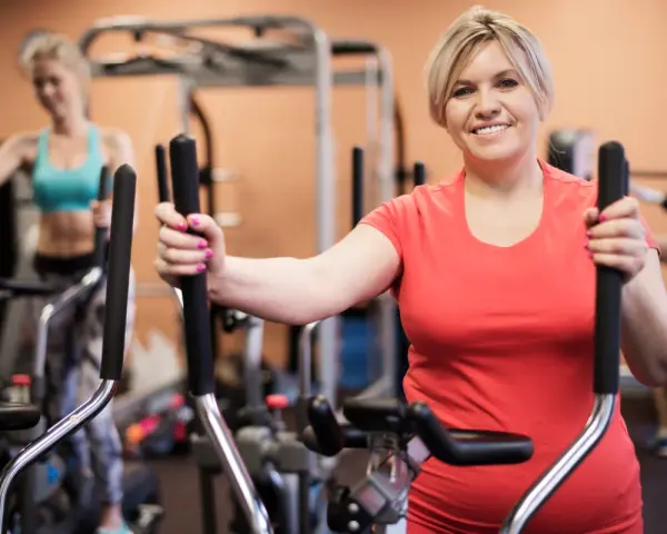 Co to są ćwiczenia cardio i jak mogą poprawić Twoje zdrowie