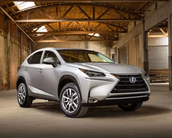 Lexus NX 300h: Bak 56l. Realne spalanie i zasięg czy wystarczy?