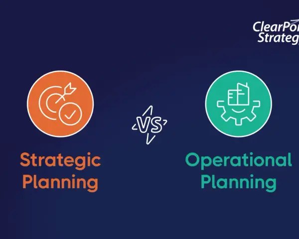 Strategic Planning vs. Operational Planning, a visual comparison for effective board strategy.