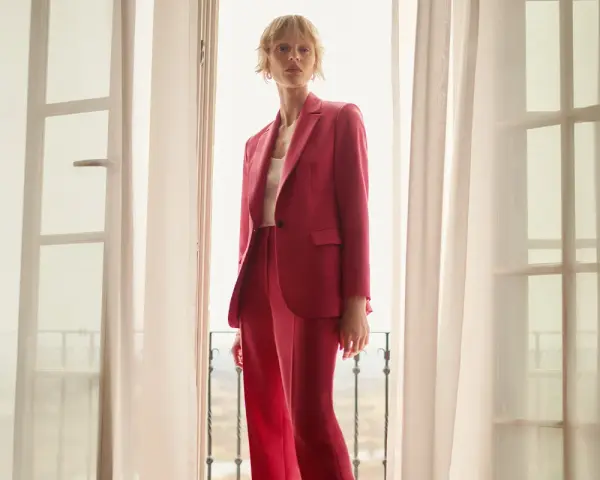 Co założyć na chrzciny jako gość - eleganckie i skromne stylizacje
