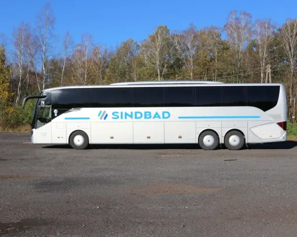 Czy autokary Sindbad mają WiFi? Sprawdź komfort podróży bez przerwy