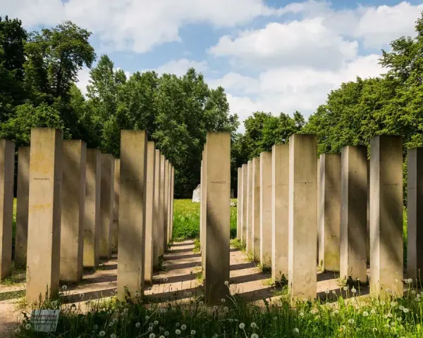 Centrum rzeźby w Orońsku: historia, wystawy i unikalne atrakcje