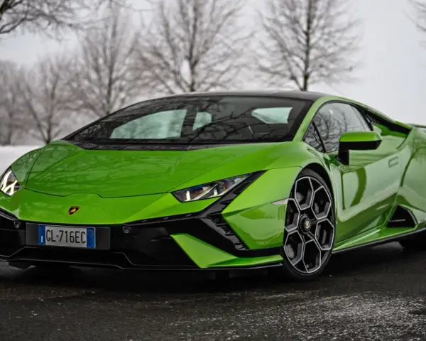 Lamborghini Huracan ile ma koni? Moc i osiągi różnych wersji