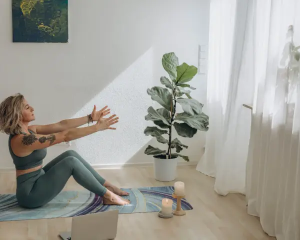 Joga czy Pilates? Wybierz idealną aktywność dla siebie!