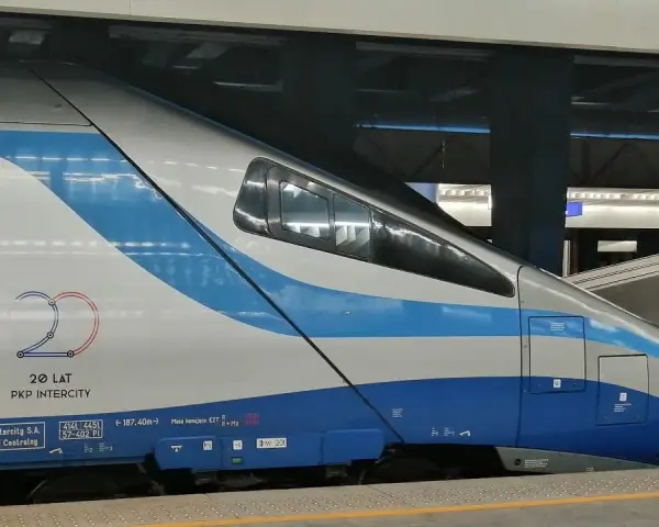 IC pociąg co to znaczy? Poznaj wygodne połączenia kolejowe w Polsce