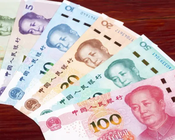 Waluta w Chinach: Renminbi czy Juan? Płać jak ekspert!