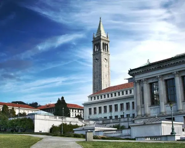 Uniwersytet Berkeley: Historia, osiągnięcia i życie studenckie