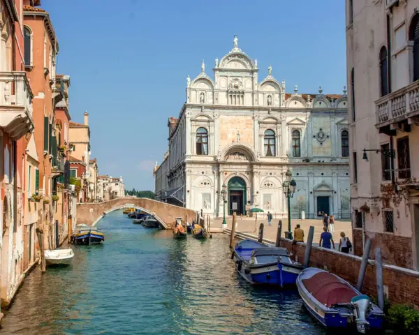 Venezia: Guida Attrazioni Imperdibili, Gemme Nascoste e Consigli