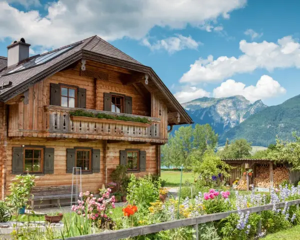 Comprare casa in montagna: guida completa a costi, località e bonus 2026