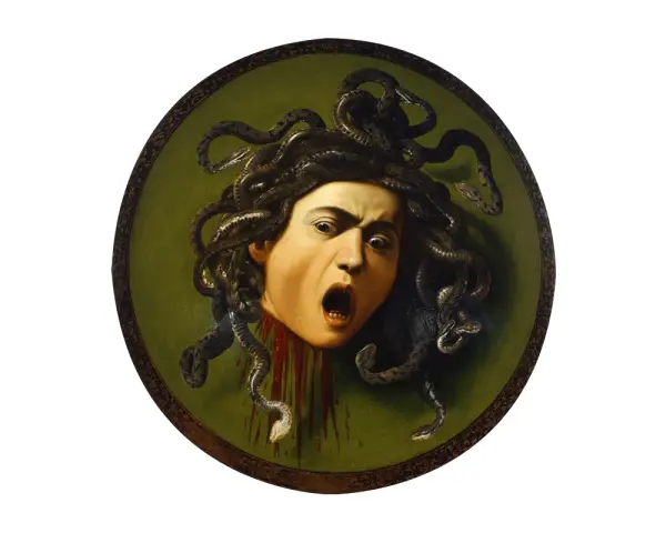 La tête coupée de la gorgone Méduse, aux cheveux de serpents, hurle de terreur sur un fond vert.