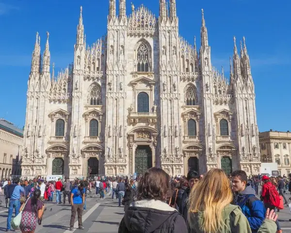 Deposito Bagagli Duomo Milano: Trova il Migliore e Prenota Facile