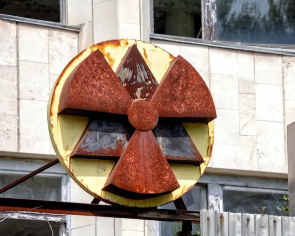 Do czego służy dozymetr i jak chroni przed promieniowaniem?