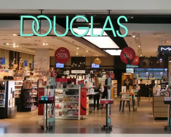 Próbki perfum Douglas: Czy można kupić? Poznaj wszystkie triki!