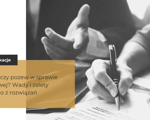 Dwie osoby analizują dokumenty dotyczące kredytów we frankach. Na ekranie widnieje hasło "Ugoda czy pozew w sprawie frankowej?".