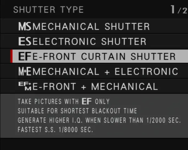 Menu aparatu: wybór migawki. Podświetlona opcja "EF-FRONT CURTAIN SHUTTER" - migawka elektroniczna z przednią kurtyną.