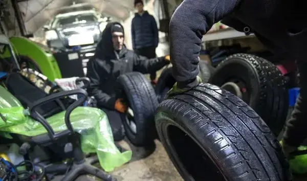 Kiedy zmieniać opony na letnie? Zasada 7°C, prawo i bezpieczeństwo